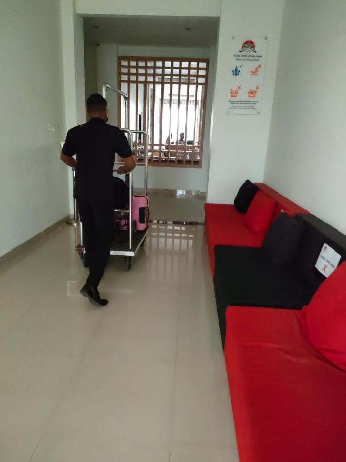 Naka Hotel Kupang Kupang  Luaran gambar