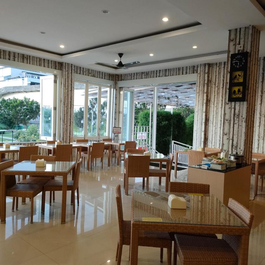 Naka Hotel Kupang Kupang  Luaran gambar